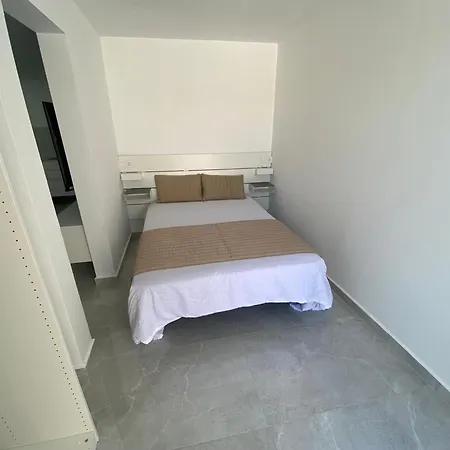 Alaram Holidays House *